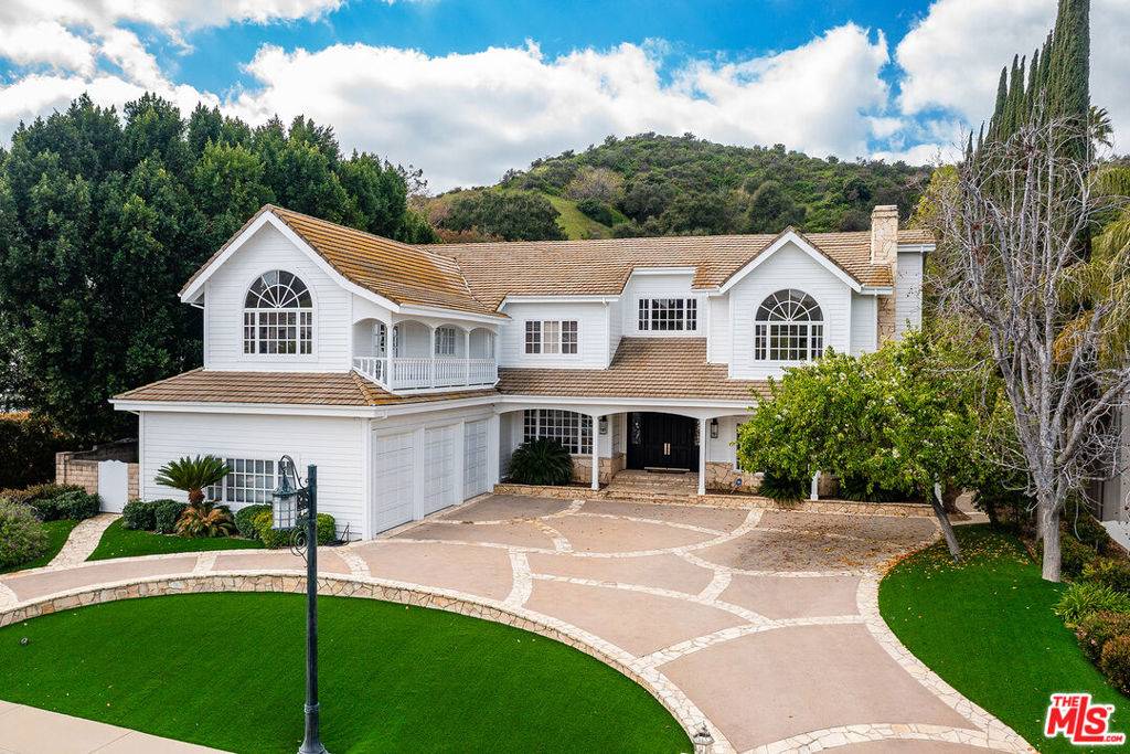 Woodland Hills, CA 91364,4645 Westchester DR