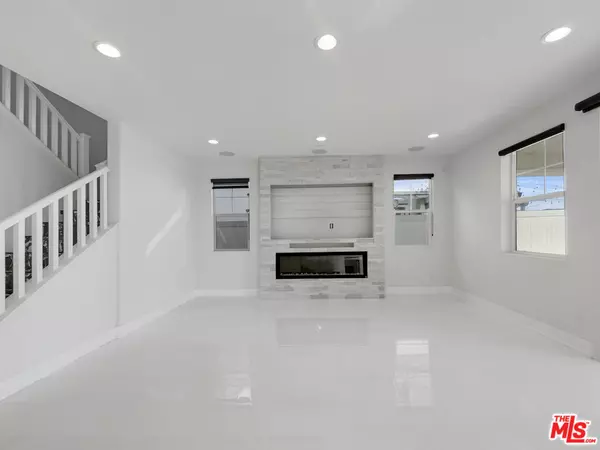 Santa Clarita, CA 91350,17934 Spire CT