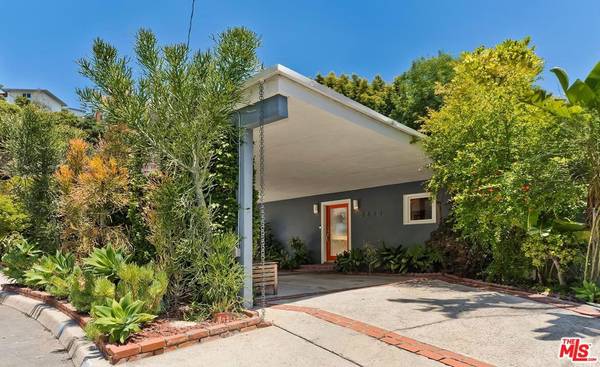 2830 Belden DR, Los Angeles, CA 90068