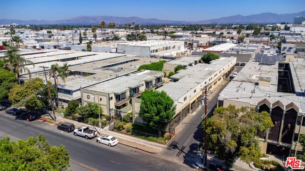14547 Saticoy ST, Van Nuys, CA 91405