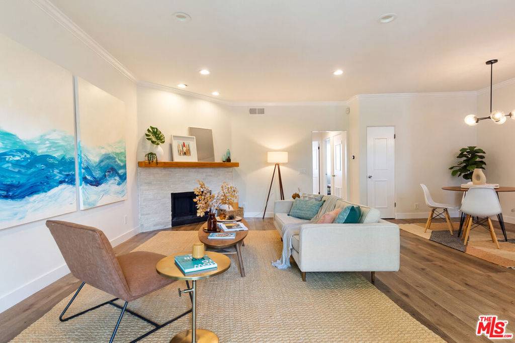 4220 Longridge AVE #205, Studio City, CA 91604