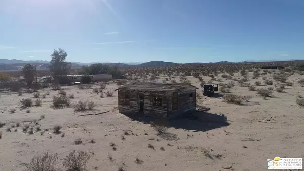 29 Palms, CA 92277,68724 Rainier RD
