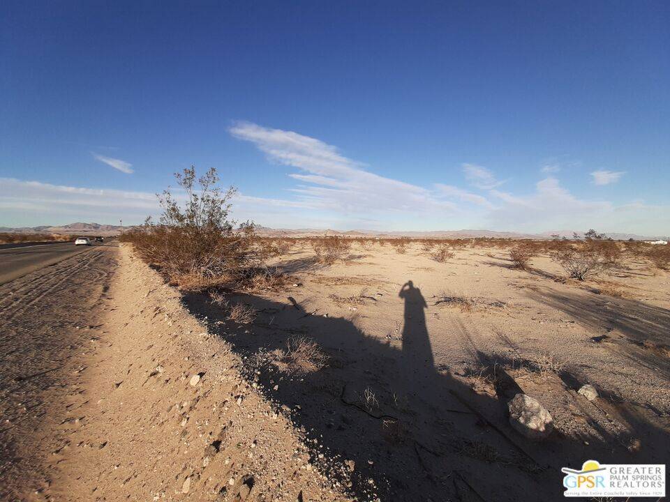 CA 92277,0 Mesquite Springs