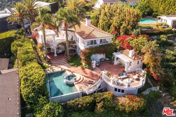 1100 STRADELLA RD, Los Angeles, CA 90077