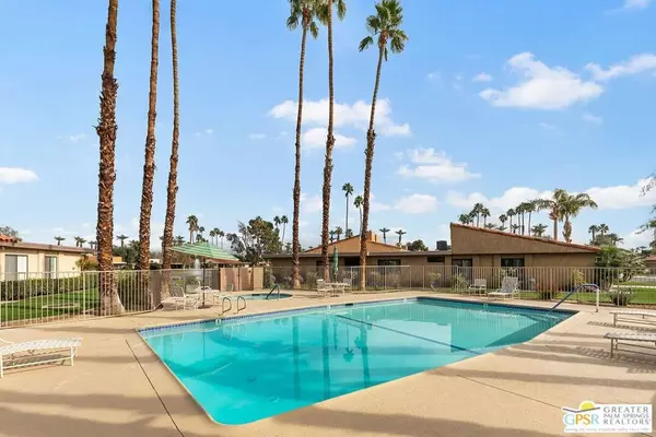 Rancho Mirage, CA 92270,70 Majorca DR