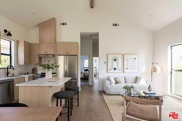 Los Angeles, CA 90042,5115 Coringa DR