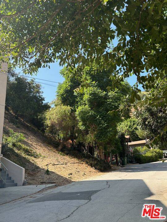 Los Angeles, CA 90065,735 Museum DR