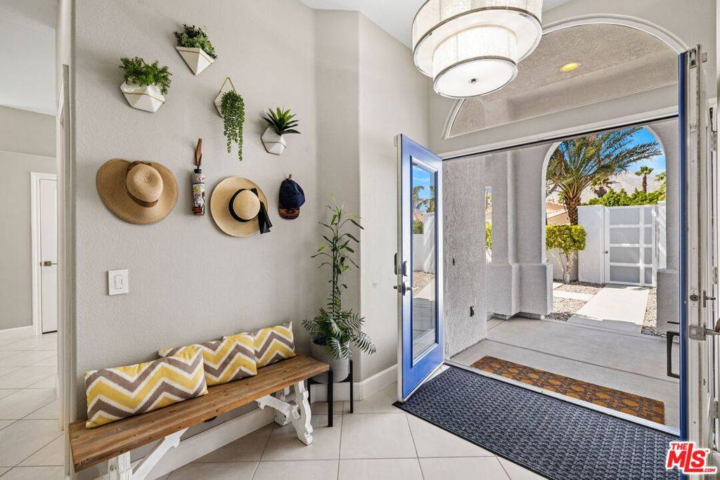 3460 N Avenida San Gabriel RD,  Palm Springs,  CA 92262
