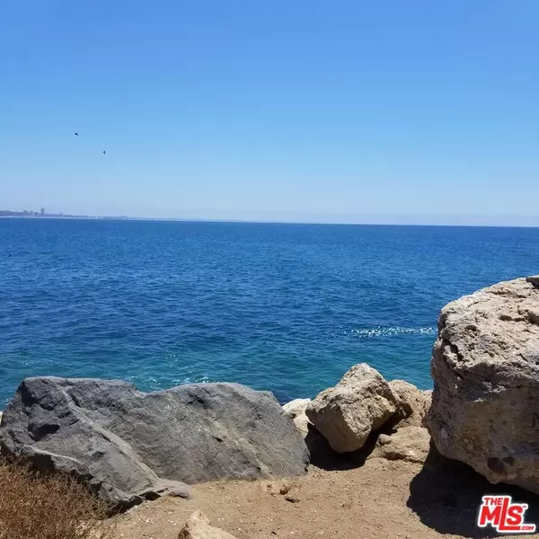Malibu, CA 90265,3930 Topanga Canyon BLVD
