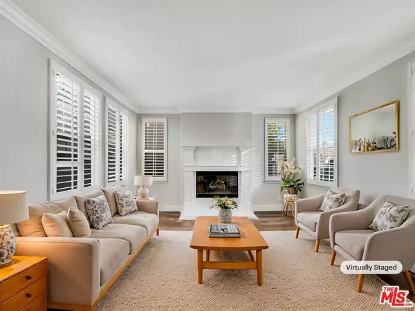 Valencia, CA 91355,27021 Edgewater LN