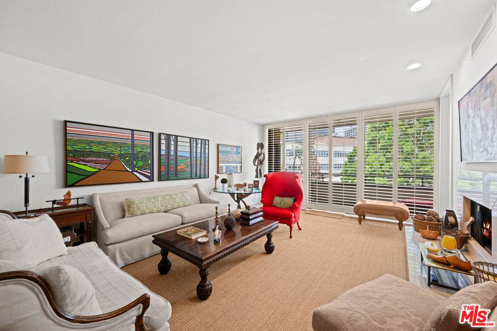 268 S Lasky DR #205, Beverly Hills, CA 90212