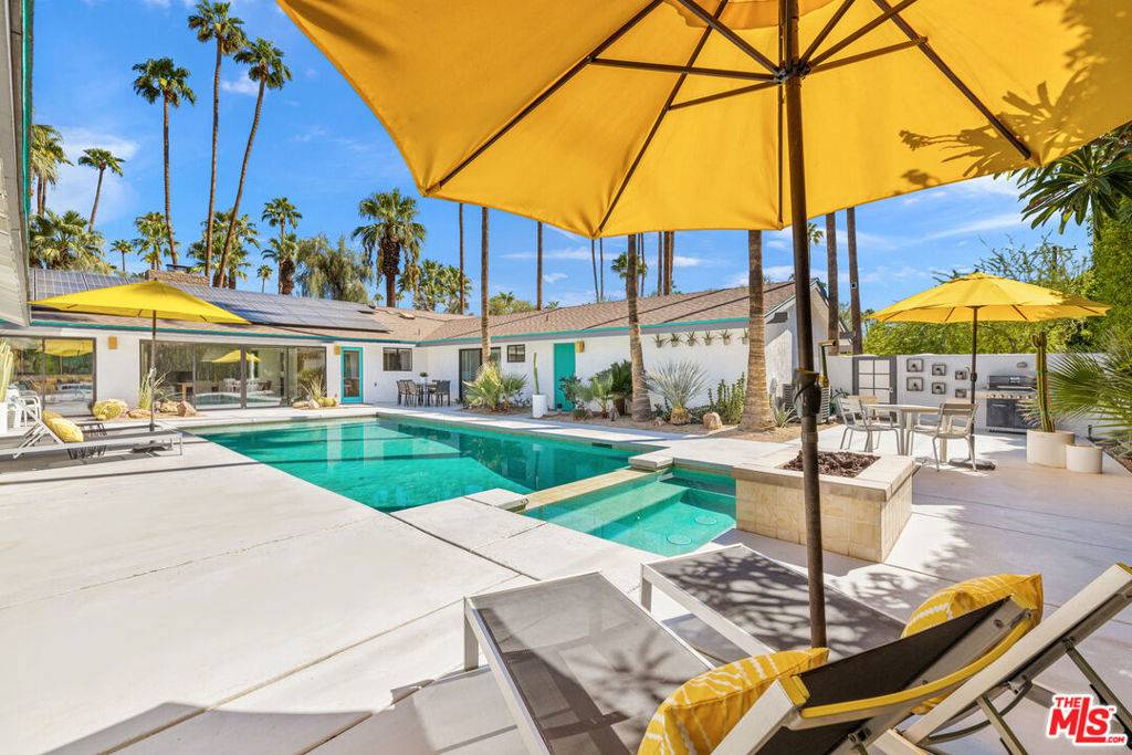1441 S Manzanita AVE, Palm Springs, CA 92264