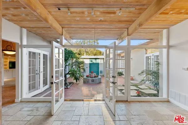 Malibu, CA 90265,6241 Frondosa DR