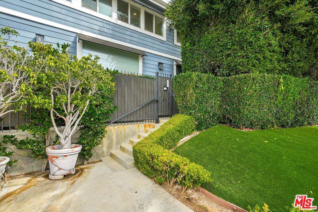 Malibu, CA 90265,3966 Las Flores Canyon RD