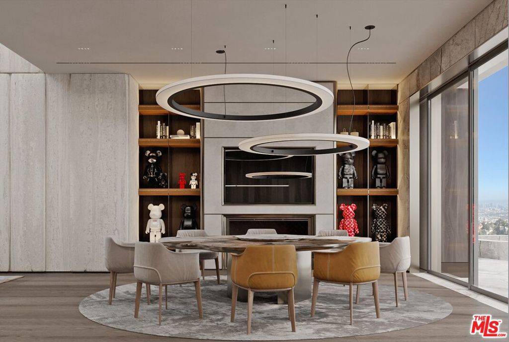 Calabasas, CA 91302,24359 La Masina CT