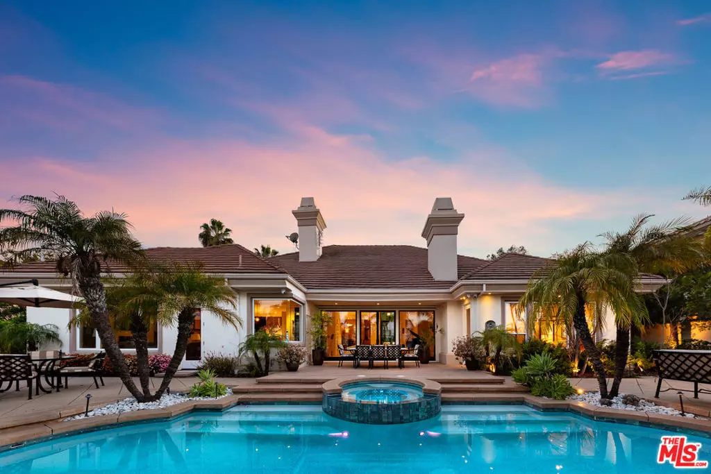 Tarzana, CA 91356,19225 Northfleet WAY
