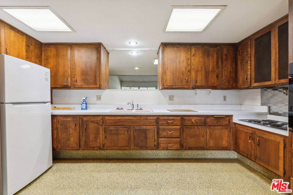 Seal Beach, CA 90740,13681 St. Andrews DR #027k