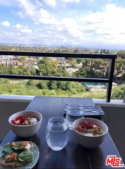 Marina Del Rey, CA 90036,4316 Marina City DR #333