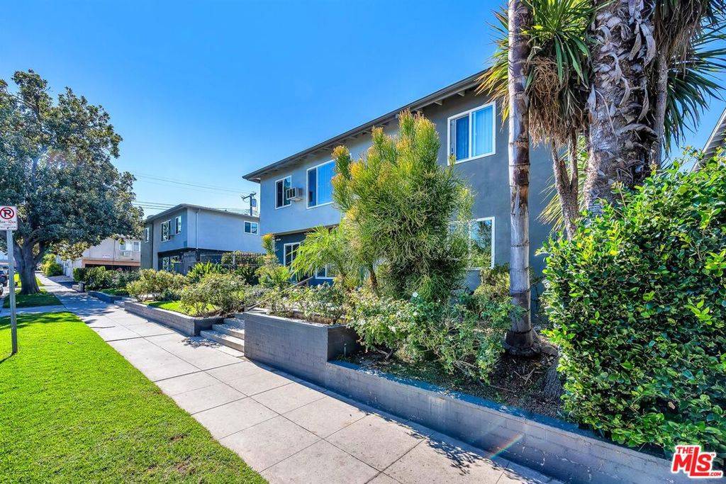 4421 Murietta AVE, Sherman Oaks, CA 91423