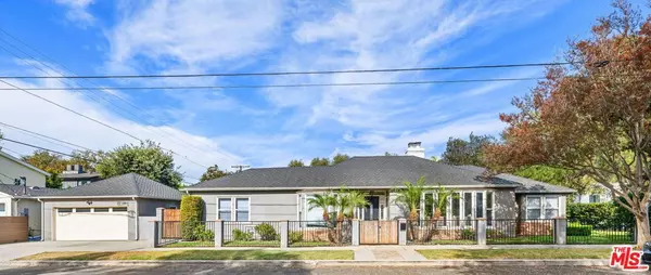 11401 Aqua Vista ST, Studio City, CA 91604