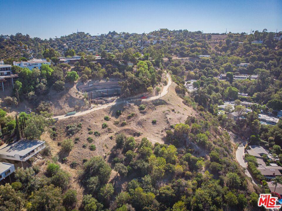 Los Angeles, CA 91423,3601 Oakfield