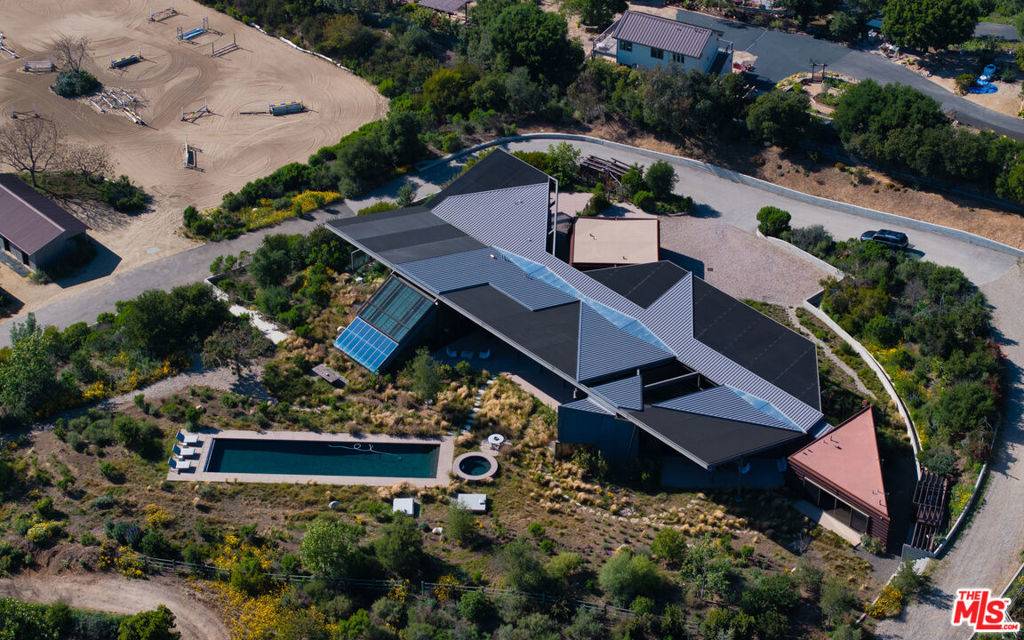 Malibu, CA 90265,5900 Bonsall DR