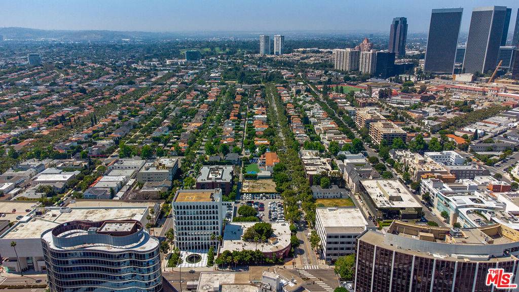 Beverly Hills, CA 90212,9730 Wilshire BLVD #102