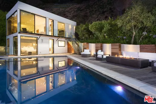 8780 Hollywood BLVD, West Hollywood, CA 90069