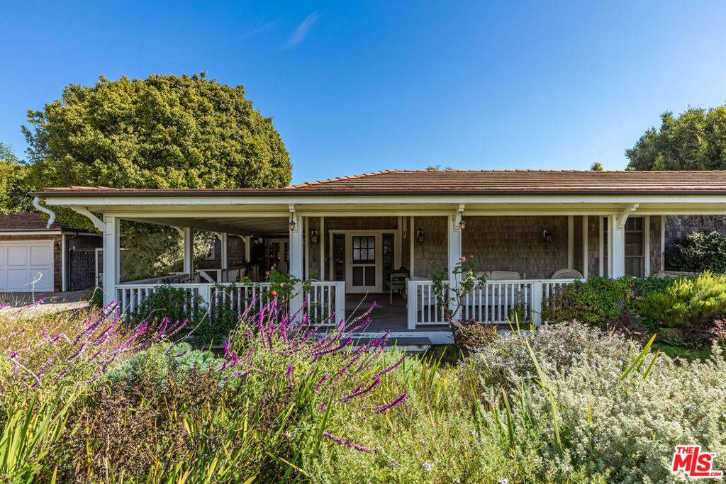 Pacific Palisades, CA 90272,1580 San Remo DR