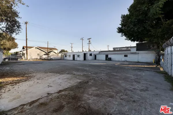 Los Angeles, CA 90002,8810 S Central AVE