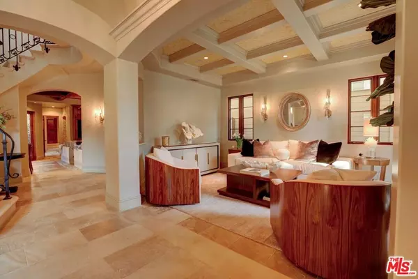 Corona Del Mar, CA 92625,227 Poinsettia AVE