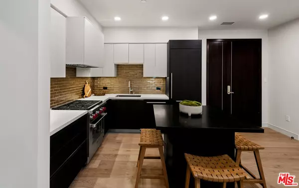 Los Angeles, CA 90049,505 S Barrington AVE #407