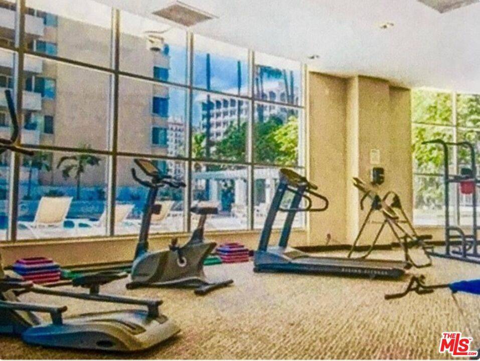 Long Beach, CA 90802,700 E Ocean BLVD #1903