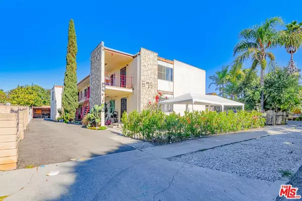Inglewood, CA 90302,579 Hyde Park PL