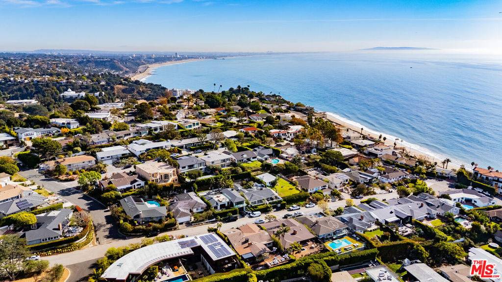 Pacific Palisades, CA 90272,245 Tranquillo RD