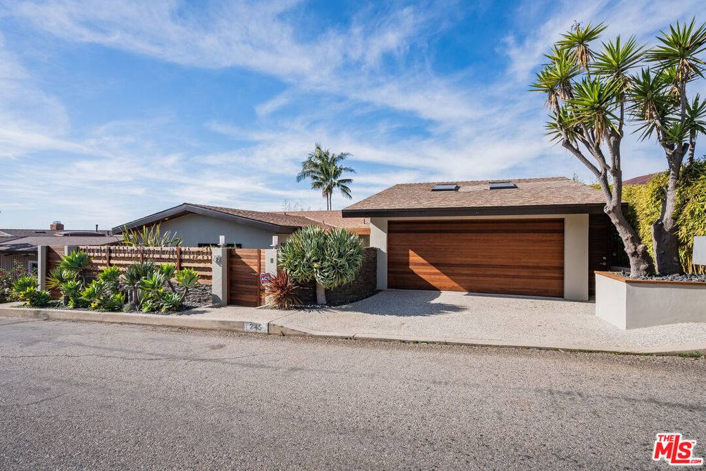 245 Tranquillo RD, Pacific Palisades, CA 90272