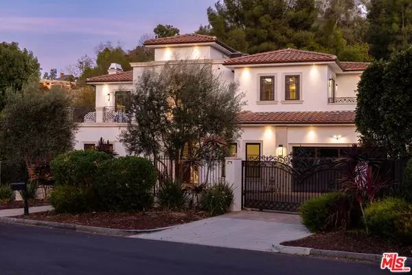 4870 Vanalden AVE, Tarzana, CA 91356