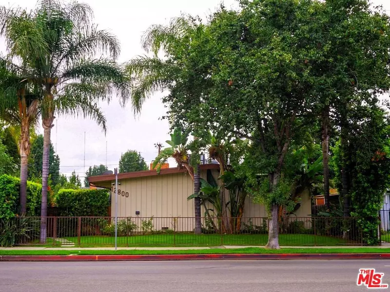 12800 Oxnard ST, North Hollywood, CA 91606