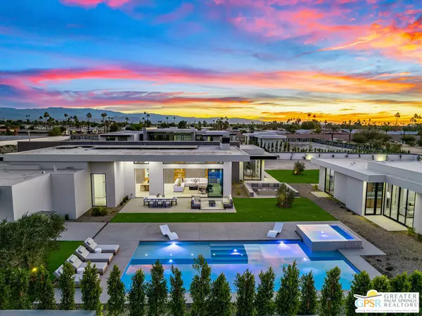 Rancho Mirage, CA 92270,2 Wren CT
