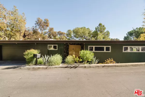 Los Angeles, CA 90068,6170 Rodgerton DR