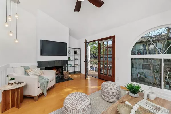 2364 Altisma Way #Unit B, Carlsbad, CA 92009