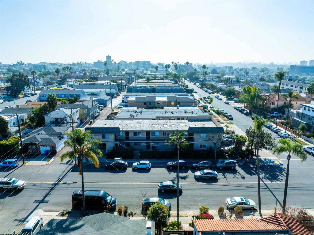 San Diego, CA 92116,2605 Madison Avenue