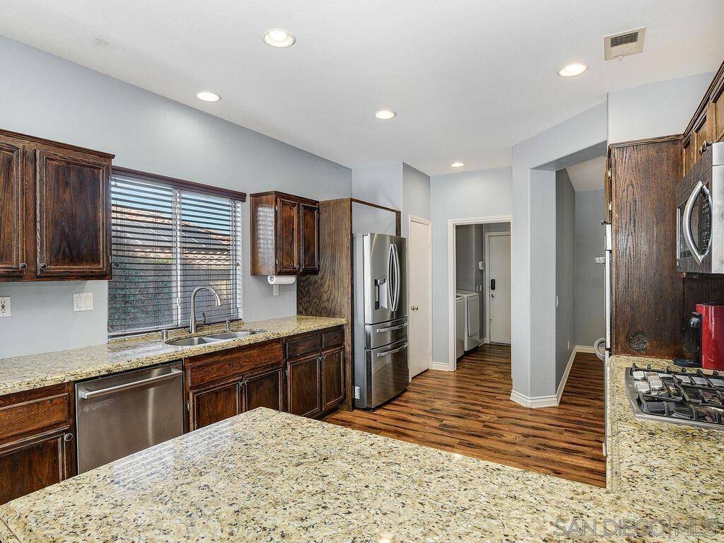 San Marcos, CA 92069,751 Via Barquero