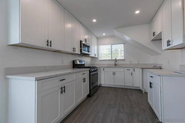 274 Emerson St, Chula Vista, CA 91911