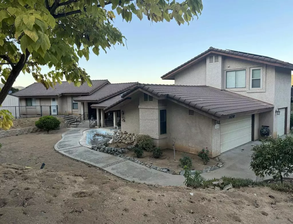 Poway, CA 92064,14258 Tierra Bonita Rd