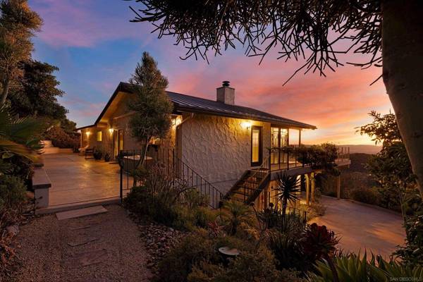 Poway, CA 92064,14827 High Valley Rd