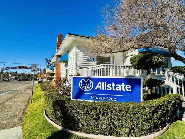 Ramona, CA 92065,947 D St