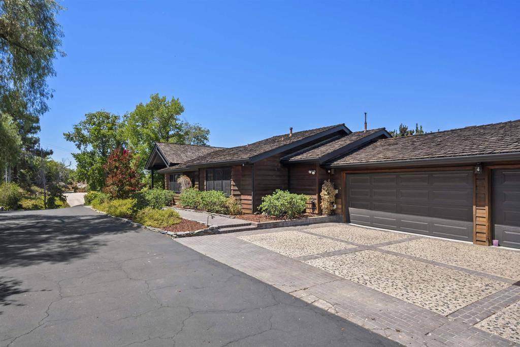 El Cajon, CA 92020,5052 Bluff Place
