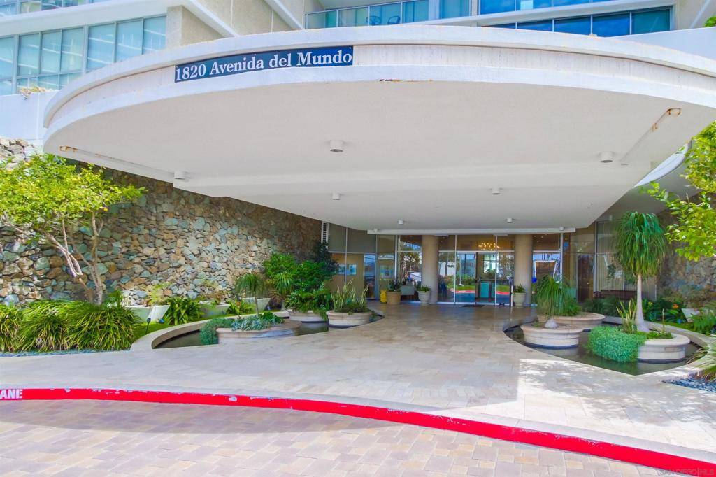 Coronado, CA 92118,1820 Avenida Del Mundo #1208
