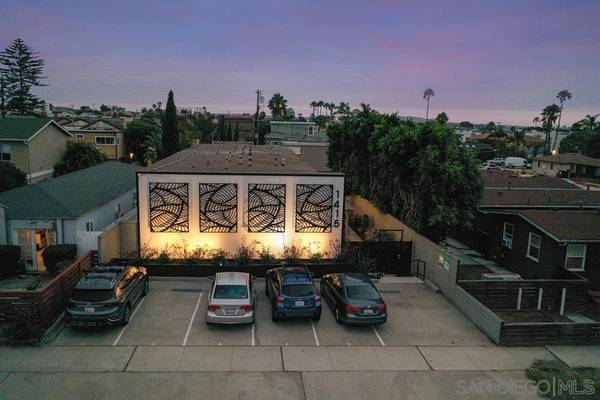 San Diego, CA 92109,Address not disclosed